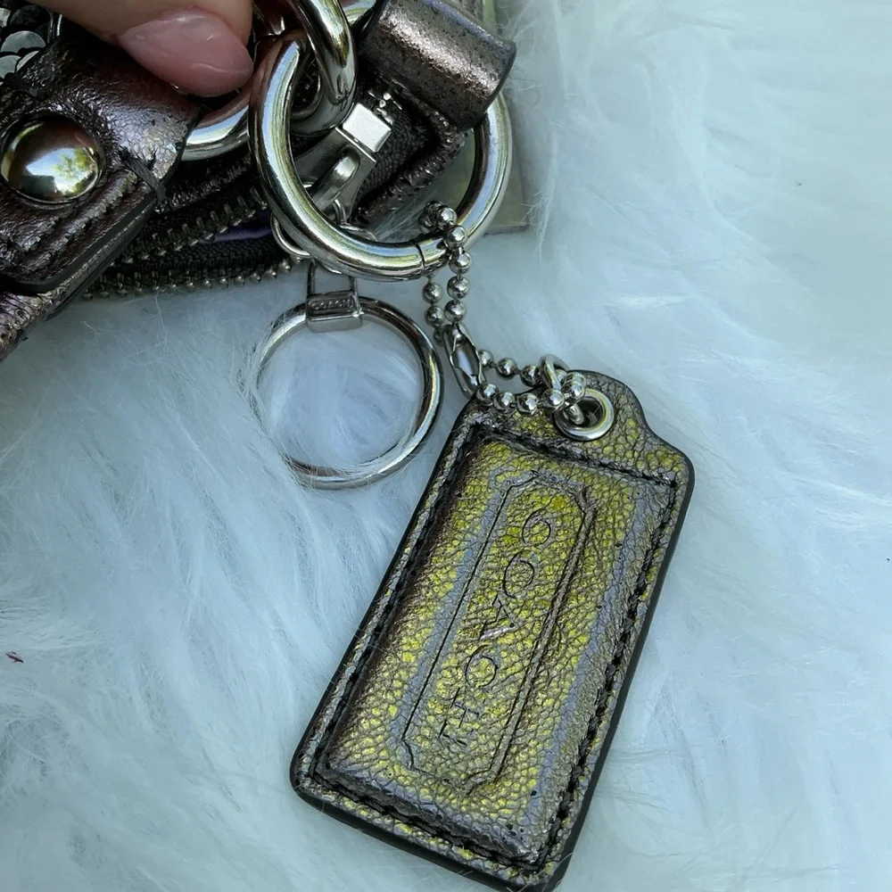 Coach Poppy Y2K Silver Sequin Groovy Shoulder Crossbody Hand Bag - Picture 4 of 16